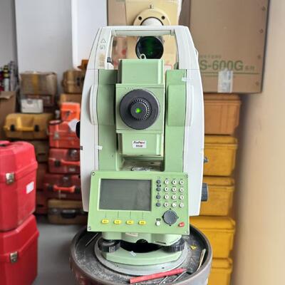 Leica TS09 Total Station with 1G Mass Data Storage 1000m Non Prism Distance and Auto Leveling ±3 Arc Minutes for Accurate Surveying